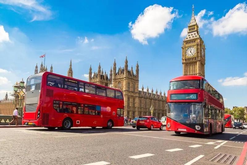 E2M Stays Lovely Apt Close To Ilford Station With Free Parking Exterior photo